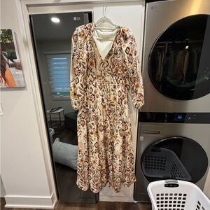 Elegant Long Sleeve Patterned Dress